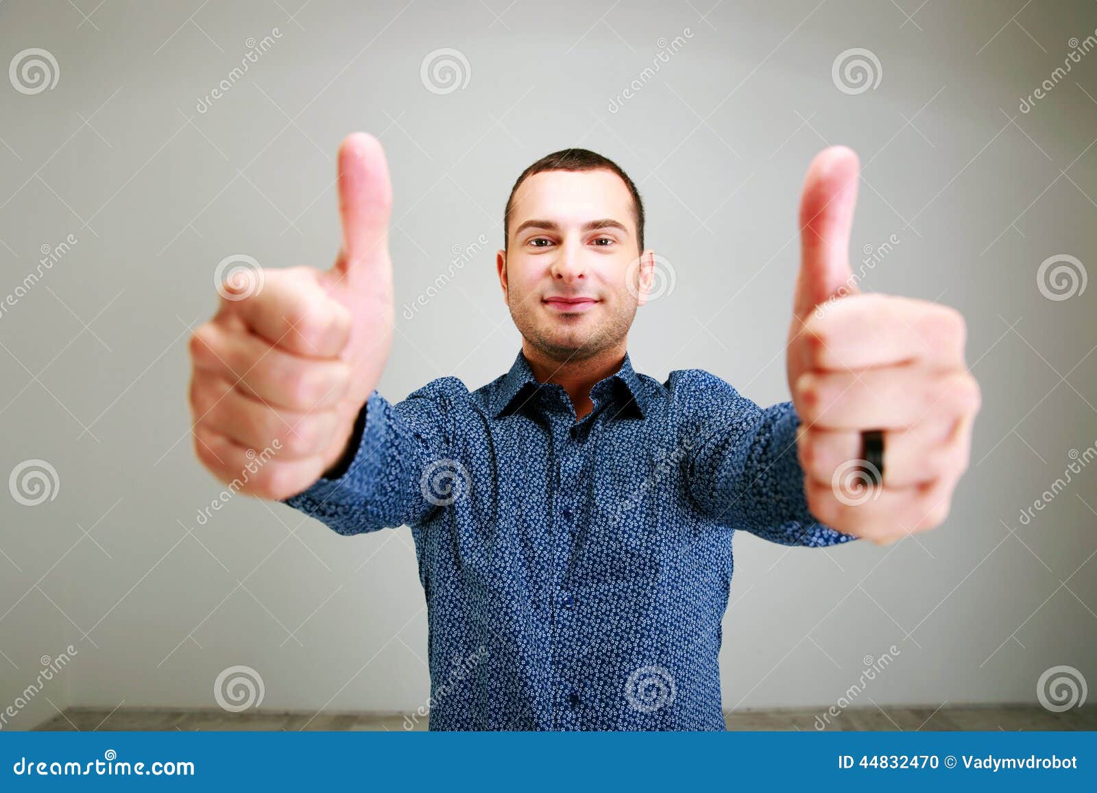 Нюхай бебру: мем, который завоевал интернет